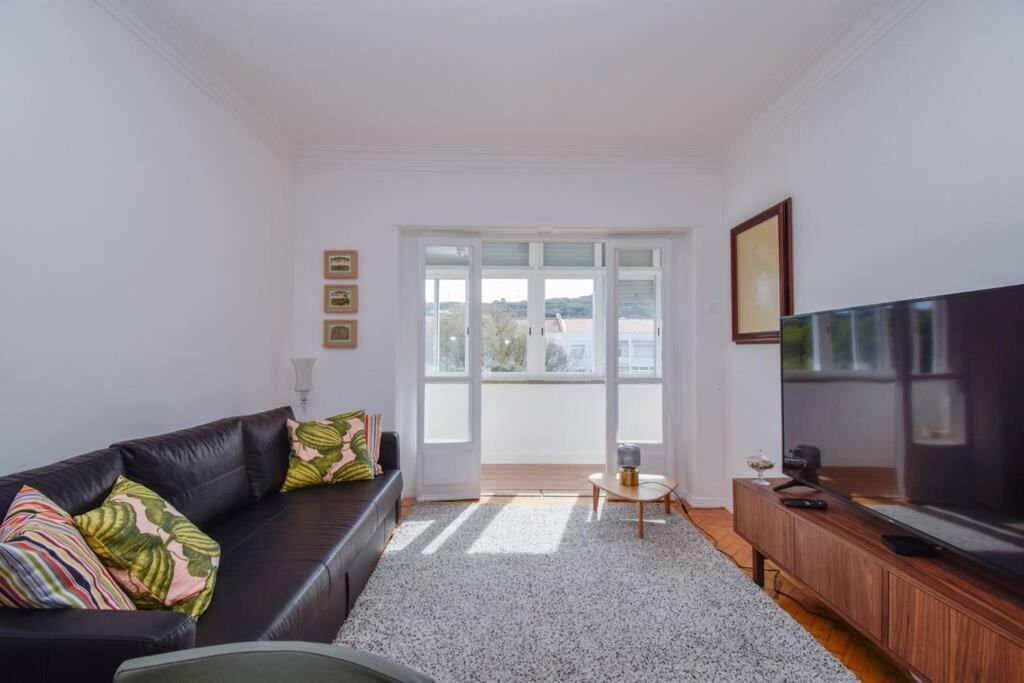 Cozy And Sunny Family Apartment Lisbon Luaran gambar