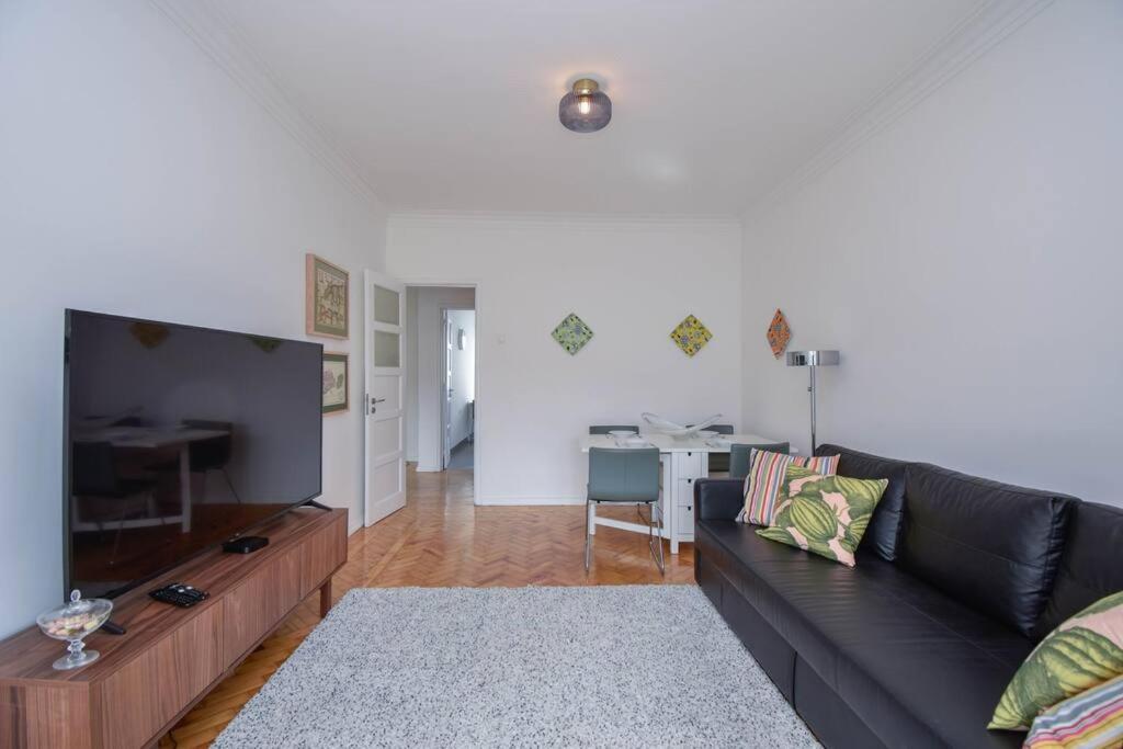 Cozy And Sunny Family Apartment Lisbon Luaran gambar